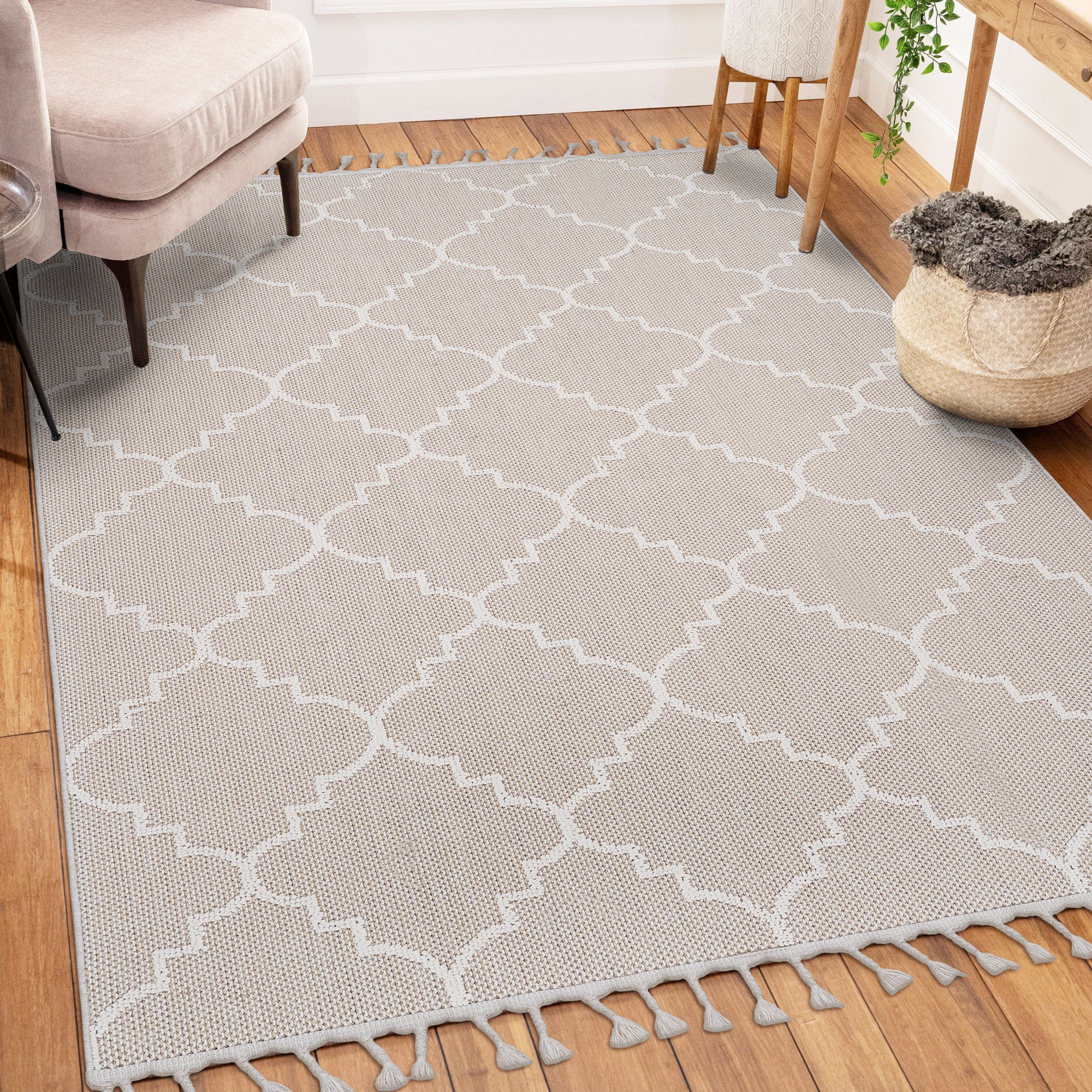 Ivory Trellis Rug: 8x10 Loom & Luxe Outdoor Area Rug