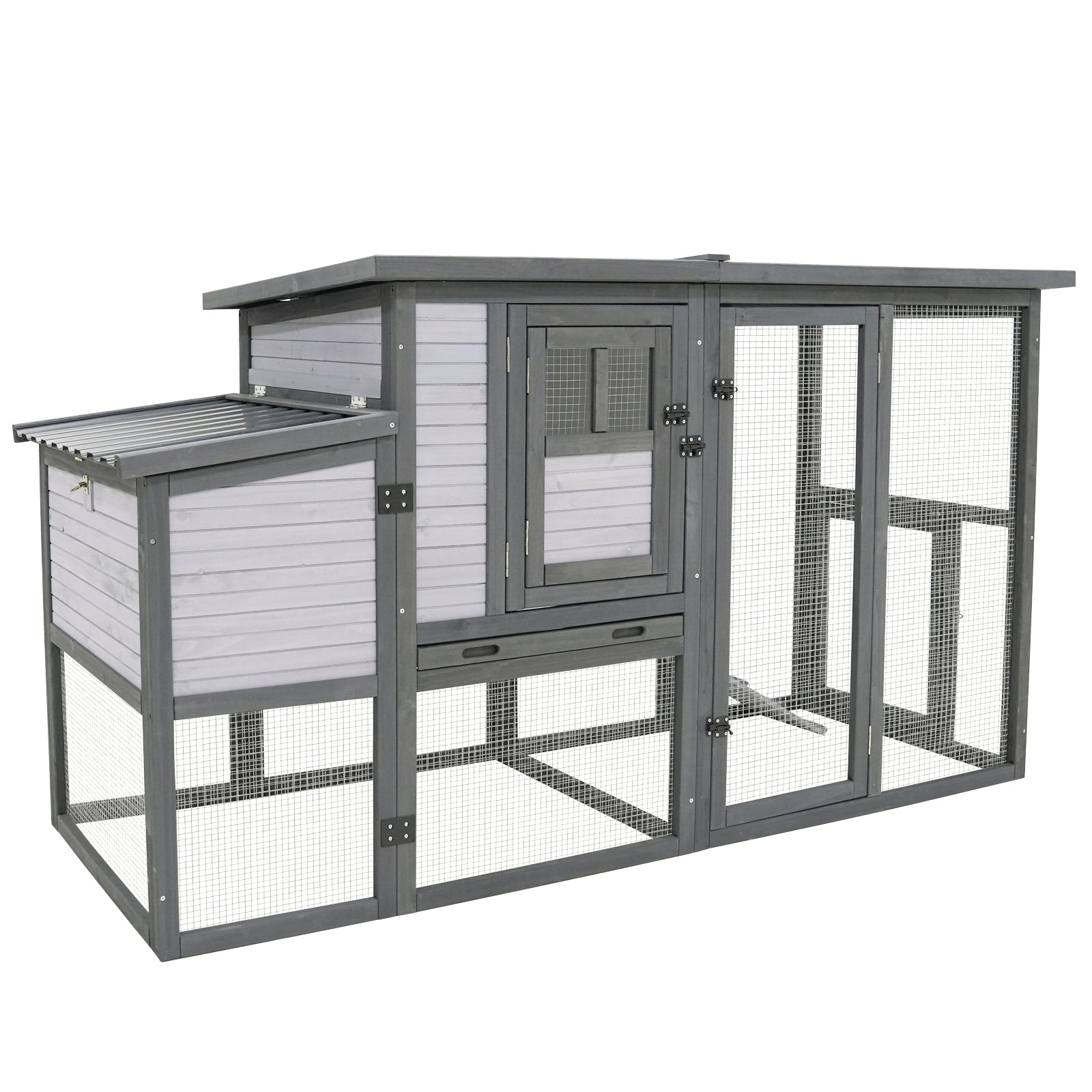 Giant Chicken Coop: 79 sq ft Run & Nests