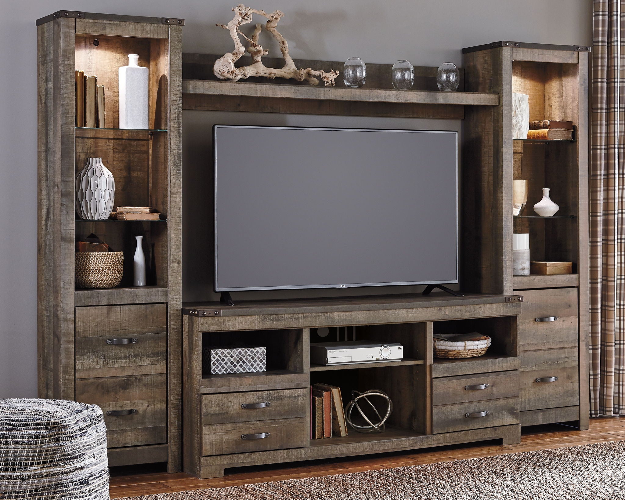 Trinell - Entertainment Center