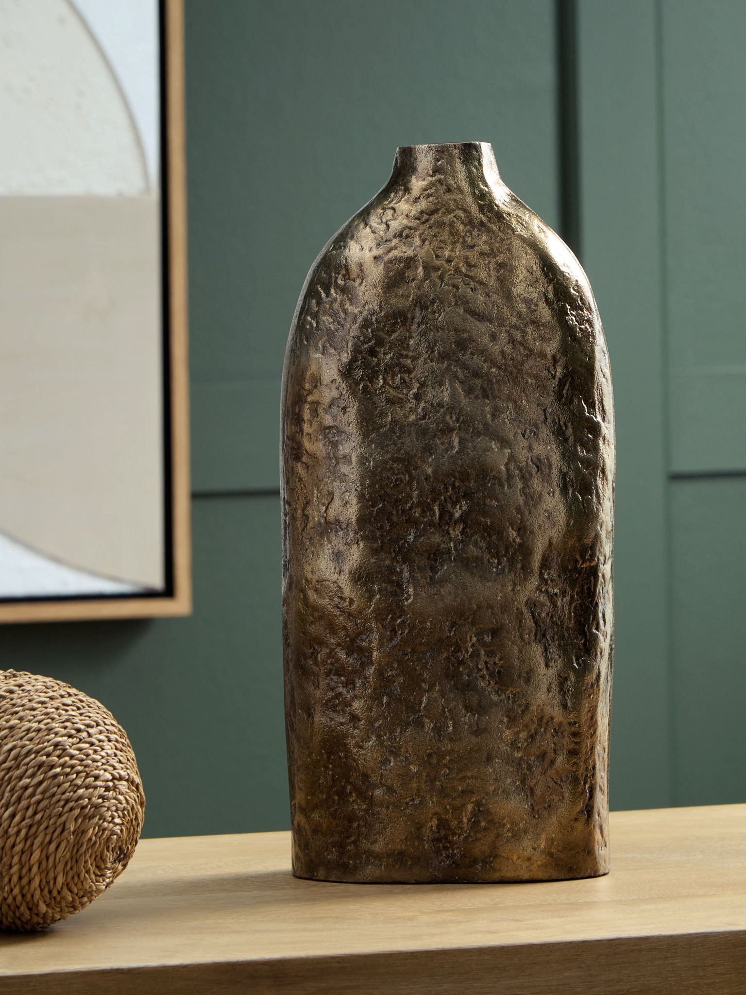 Wallmond - Vase