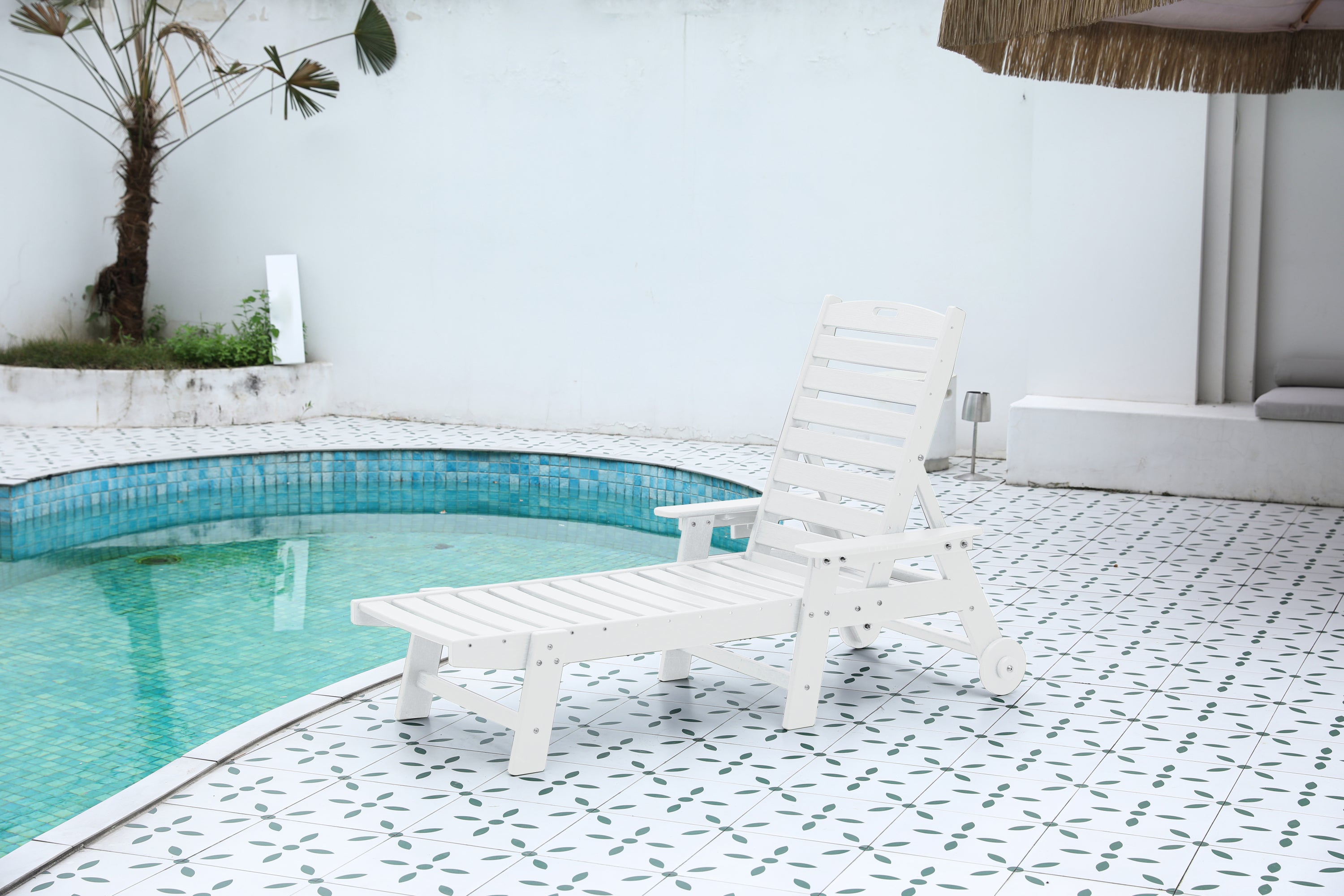 White Oversized Outdoor Chaise Lounge Chair w/ Wheels, 5-Pos