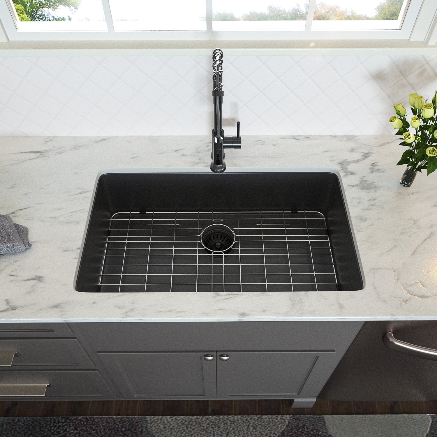 33" Gunmetal Black Undermount Kitchen Sink