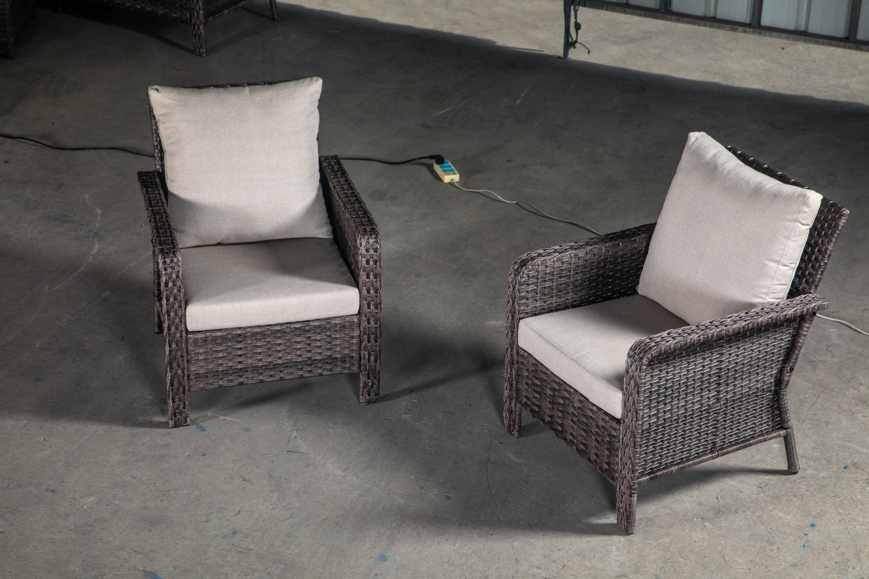 Handmade PE Wicker Sectional Single Sofa - Outdoor Living Comfort
