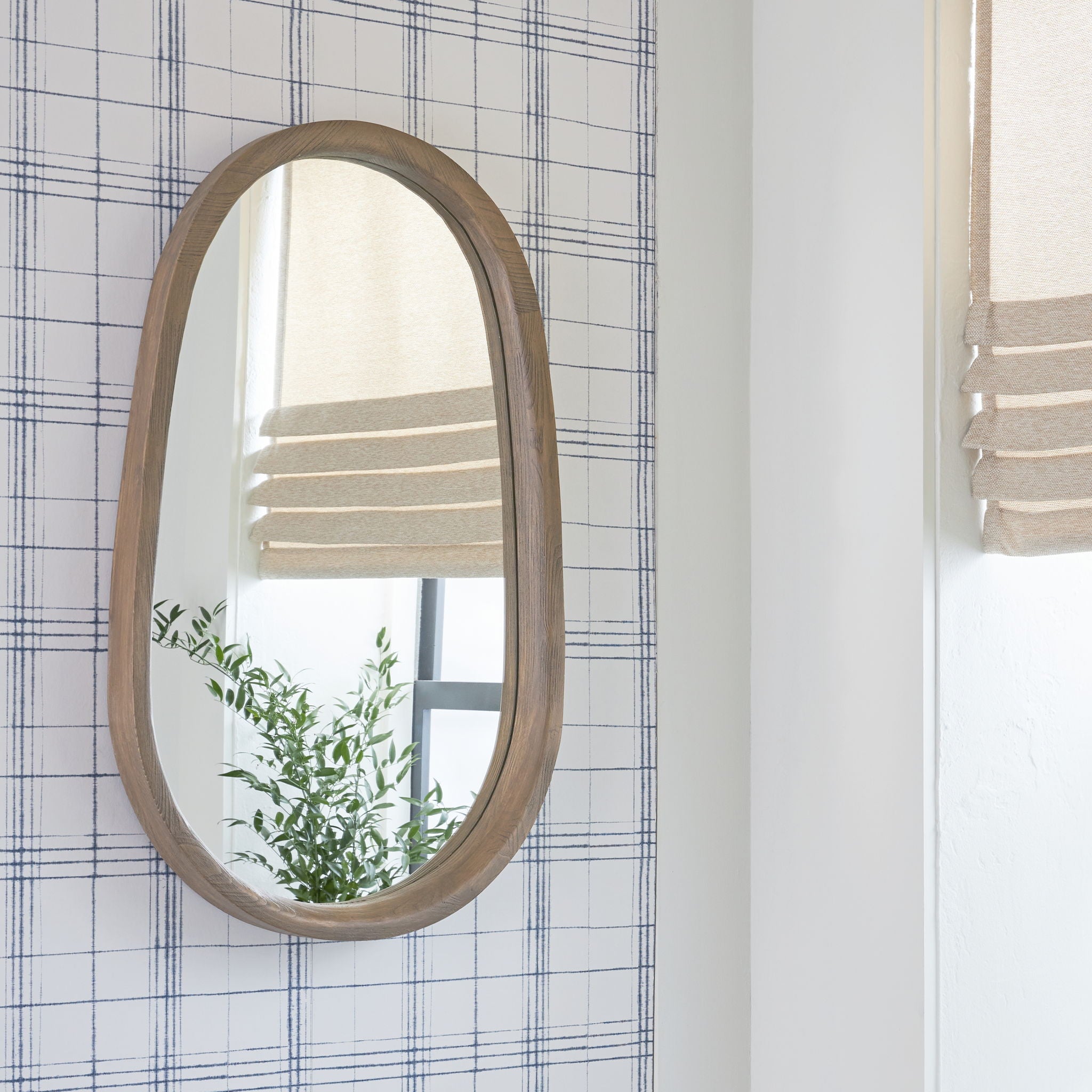 Aarilynn - Accent Mirror - Antique Brown