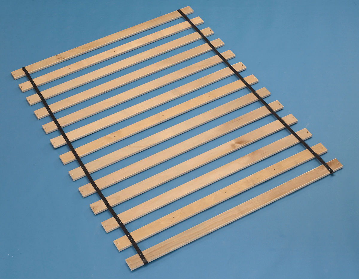 Trinell - Panel Bed