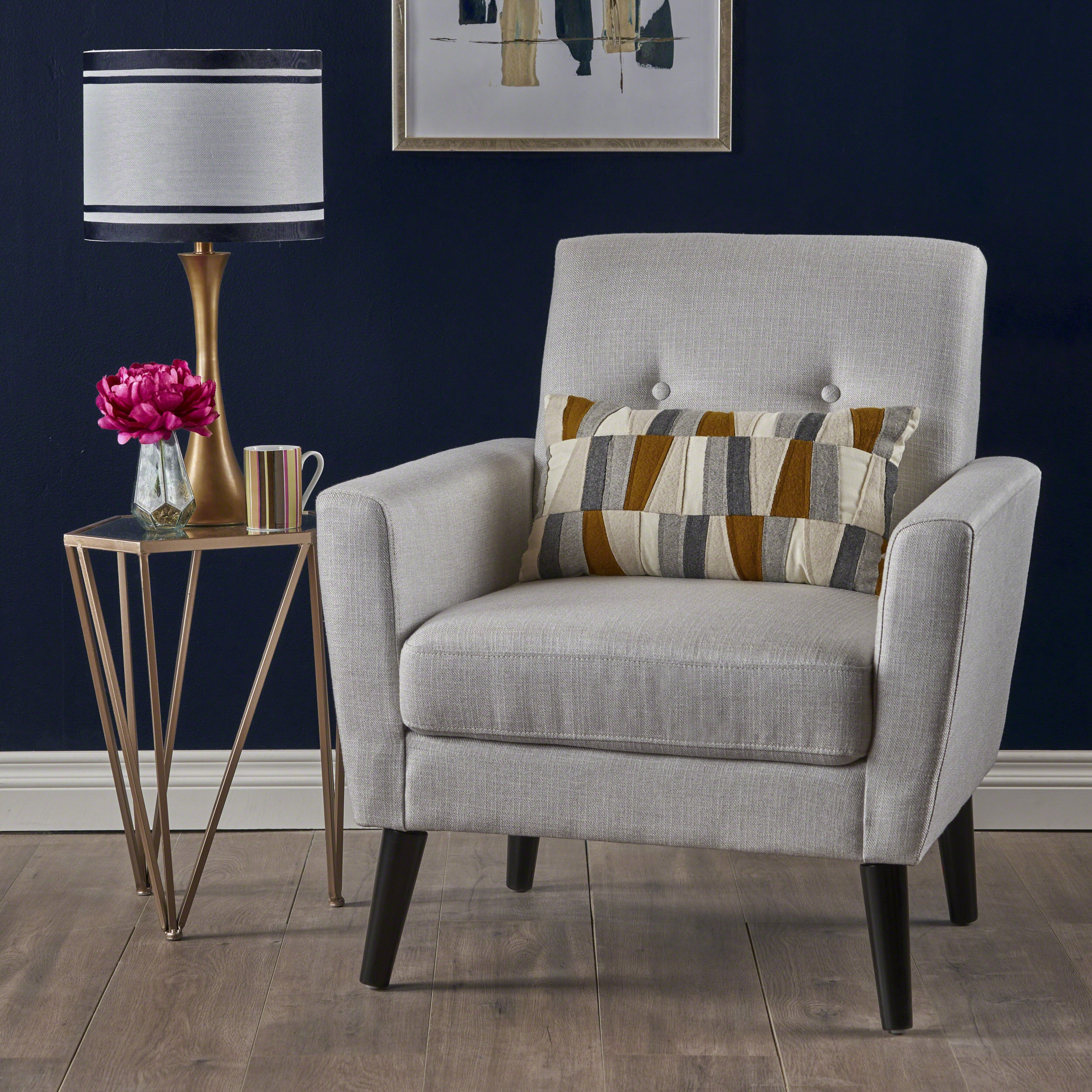 CLUB CHAIR