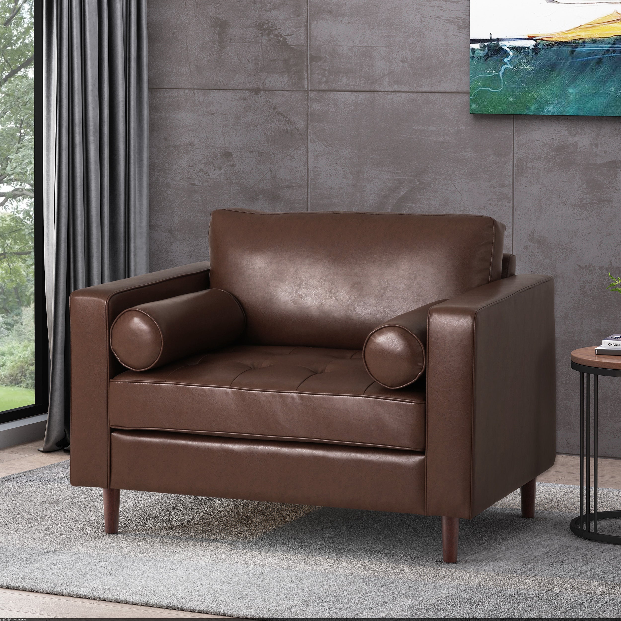 CLUB CHAIR