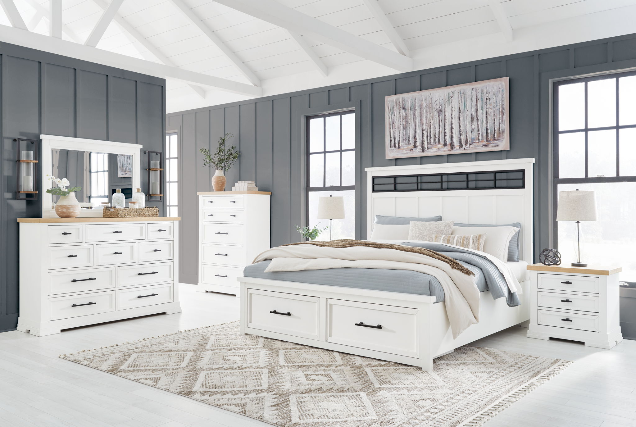 Ashbryn - Panel Storage Bedroom Set