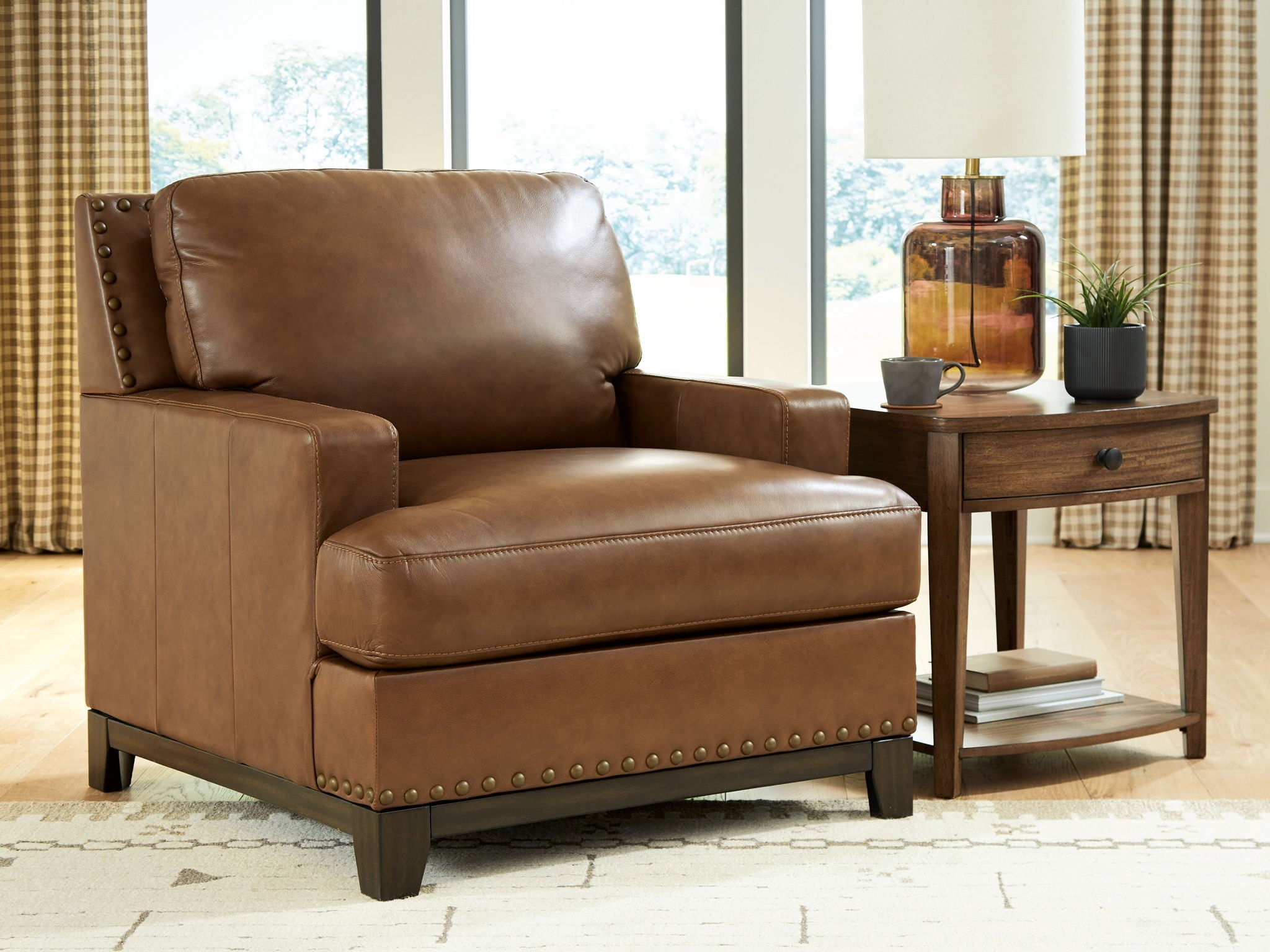Saonara - Chair - Amber