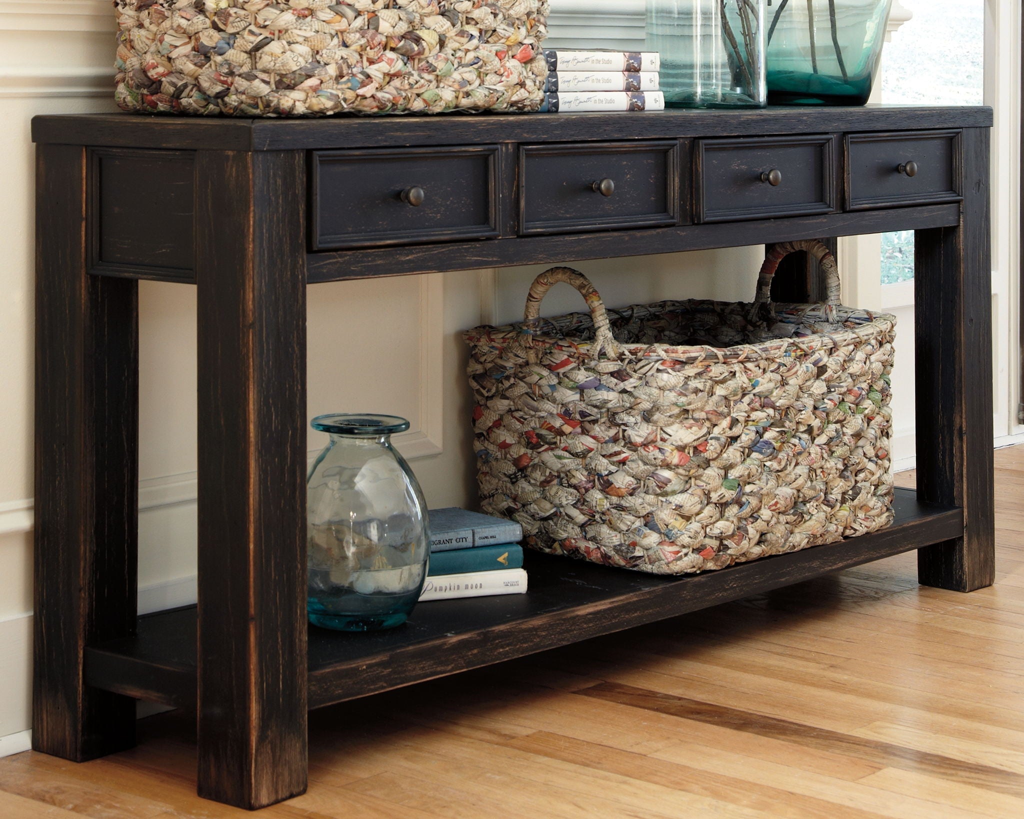 Gavelston - Sofa Table - Black